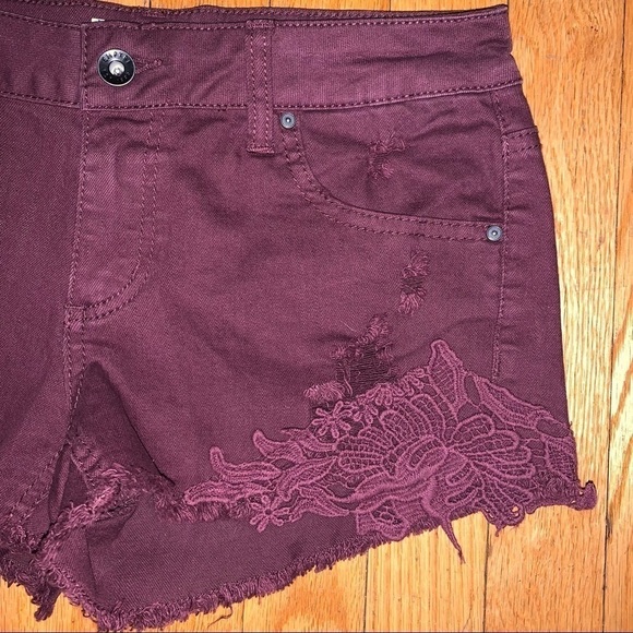 Empyre Natasha Distressed Jean Shorts Size 1 - Picture 4 of 11